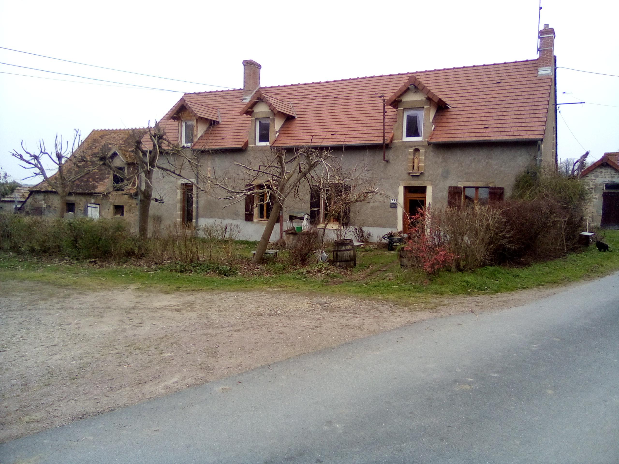  France  -  Mixed farm for sale or rent